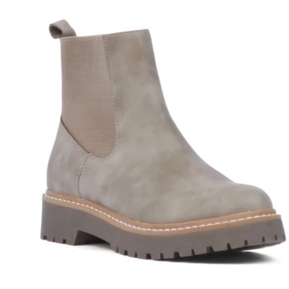 Dolce Vita lobera Chelsea boot - Picture 2 of 8